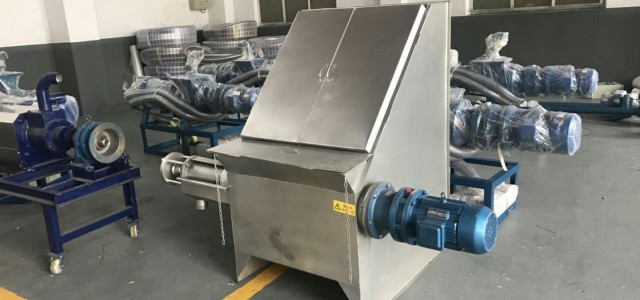 規(guī)?；B(yǎng)殖場禽畜糞便渣液分離機 耐磨合金設計